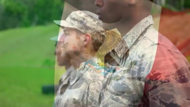 Çeşitli Askerlerin Üzerinde Dalgalanan Meksika Bayrağının Animasyonu Silahlı Kuvvetler Kamu — Stok video