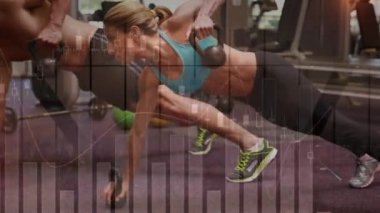 Formda erkek ve kadın egzersizlerinin istatistikleri. küresel bağlantılar, spor, fitness ve veri işleme konsepti dijital olarak oluşturulmuş video.