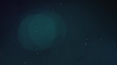 Mavi ışık noktaları ve siyah arkaplanda düşen beyaz noktaların animasyonu. dijital arayüz teknolojisi ve arkaplan dijital olarak oluşturulmuş video.