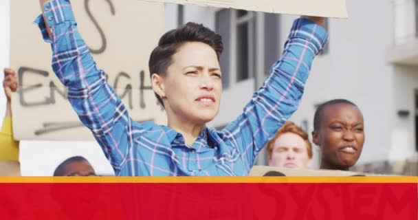 Animatie Van Regenboogvlag Blanke Vrouwelijke Demonstrant Igbt Rechten Gelijkheidsconcept Digitaal — Stockvideo