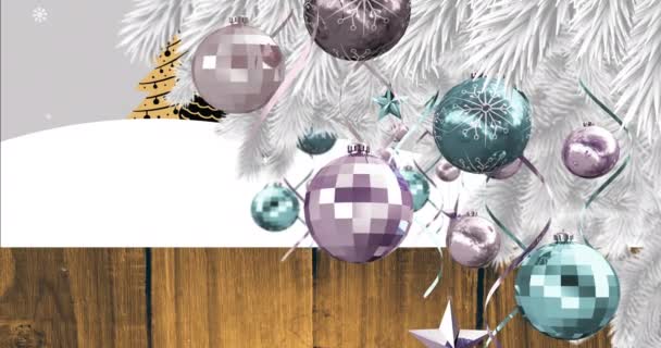 雪の秋と冬の風景の上に装飾とクリスマスツリーのアニメーション クリスマス お祝いのコンセプトをデジタルで — ストック動画