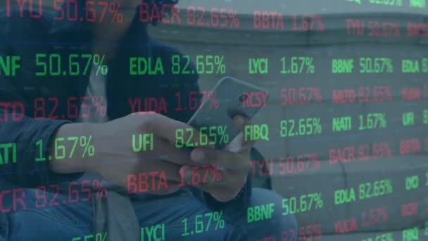 Animación Del Procesamiento Datos Financieros Sobre Hombre Negocios Caucásico Usando — Vídeos de Stock