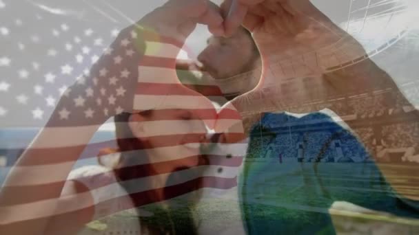 Animation Drapeau Agitant Des Etats Unis Sur Couple Amusant Sur — Video