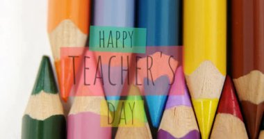 Mutlu öğretmenlerin animasyonu kalemler üzerinden yazılıyor. okul, eğitim ve öğrenim konsepti dijital olarak oluşturulmuş video.