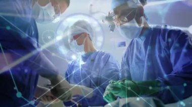 Ameliyathanedeki cerrahlar üzerinden bağlantı ağının animasyonu. Dijital olarak üretilen tıbbi ve sağlık teknolojisi kavramı.