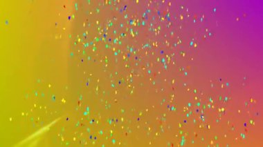 Konfetilerin gradyan turuncudan pembe arka plana düşüşünün animasyonu. parti ve kutlama konsepti dijital olarak oluşturulmuş video.
