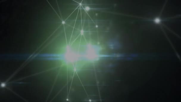 Animation de réseaux de connexions sur fond noir. Connexions globales, traitement des données et concept d'interface numérique vidéo générée numériquement.