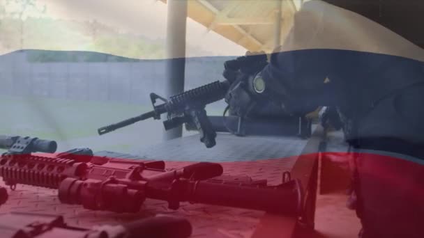 Oroszországi Zászló Animációja Fegyveres Katona Felett Globális Patriotizmus Fegyveres Erők — Stock videók