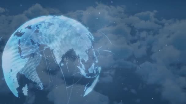 구름을 배경으로 지구와 연결되는 네트워크의 애니메이션 글로벌 데이터 디지털 인터페이스 — 비디오