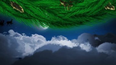 Noel Baba 'nın kızağındaki Noel çelengi süsleri ren geyikleri tarafından gece gökyüzüne doğru çekiliyor. Noel şenliği ve kutlama konsepti