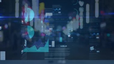 Şehir manzarası üzerinde finansal veri işleme animasyonu. küresel iş, veri işleme ve dijital arayüz konsepti dijital olarak oluşturulmuş video.