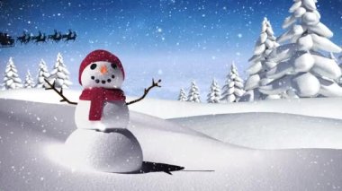 Kar yağan kardan adam ve Noel Baba 'nın kızak içinde kış manzarası boyunca ren geyikleri tarafından çekiliyor. Noel şenliği ve kutlama konsepti