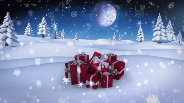Schneeflocken Fallen Über Weihnachtsgeschenke Auf Winterlandschaft Gegen Mond Nachthimmel Weihnachtsfeier — Stockvideo