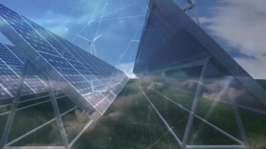 Güneş panelleri üzerinden bağlantı ağının animasyonu. küresel çevre, yeşil enerji ve dijital arayüz konsepti dijital olarak oluşturulmuş video.