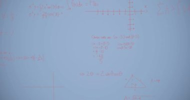 Mavi arkaplan üzerinde matematiksel denklemlerin animasyonu. küresel eğitim, bağlantılar, veri işleme ve teknoloji konsepti dijital olarak oluşturulmuş video.