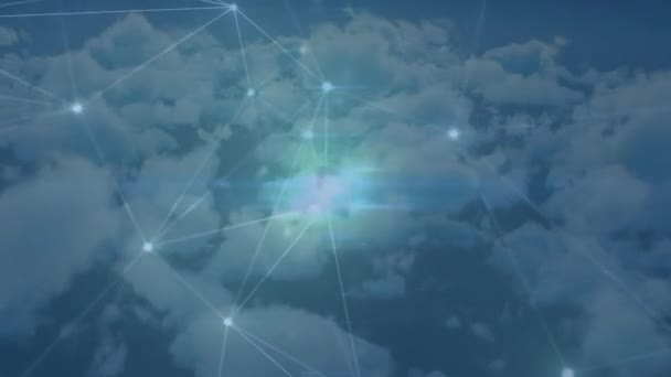 구름을 지나는 연결망을 배경으로 애니메이션이다 글로벌 데이터 디지털 인터페이스 디지털 — 비디오