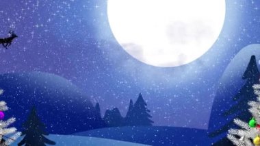 Noel Baba 'nın kızağındaki iki Noel ağacı ren geyikleri tarafından gece gökyüzünde aya karşı çekiliyor. Noel şenliği ve kutlama konsepti