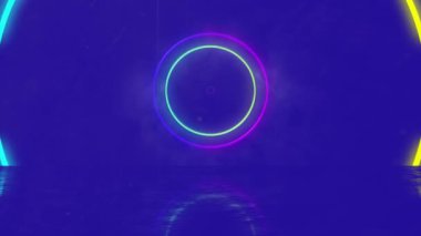 Mavi arkaplanda neon şekiller üzerine dövüş metninin animasyonu. Sosyal medya ve iletişim arayüzü kavramı dijital olarak oluşturulmuş video.