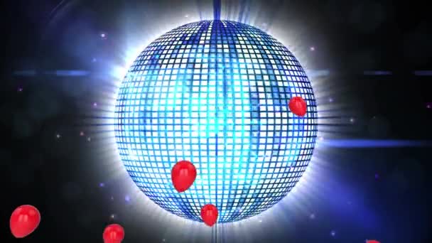 气球在旋转的镜面球上漂浮的动画 新年前夜派对及数码视讯庆祝概念 — 图库视频影像