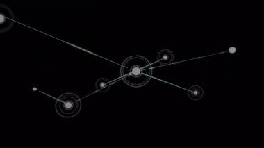 Siyah arka planda bağlantı ağının ve veri işleme ağının animasyonu. küresel iş, bağlantılar ve dijital arayüz konsepti dijital olarak oluşturulmuş video.