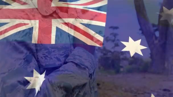 Animación Bandera Australia Sobre Soldado Afroamericano Ejército Defensa Civil Patriotismo — Vídeo de stock