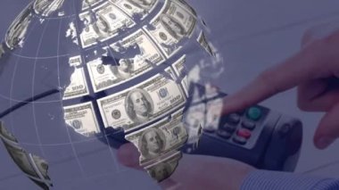 Ödeme terminalinin üzerinde dolardan yapılmış dünyanın animasyonu. küresel finans, para ve nakit ödeme yok güvenlik konsepti dijital olarak oluşturulmuş video.