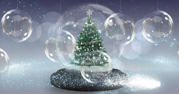 Imagen Bola Nieve Con Árbol Navidad Sobre Decoración Las Bolas — Foto de Stock
