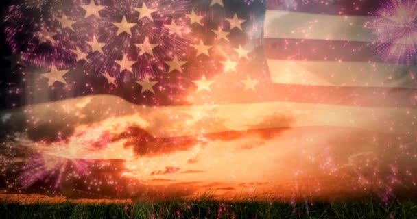 Kompozycja Klasycznej Flagi Stanów Zjednoczonych Ameryki Nad Chmurami Amerykański Patriotyzm — Wideo stockowe