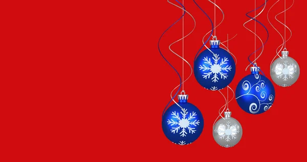 Bild Von Christbaumschmuck Auf Rotem Hintergrund Weihnachten Tradition Und Festkonzept — Stockfoto