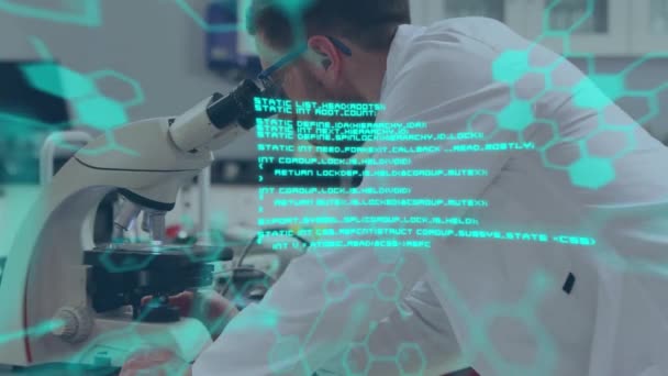 Laboratuvarda Çalışan Erkek Doktor Üzerinde Veri Işleme Moleküllerin Animasyonu — Stok video