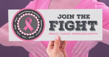 Göğüs kanseri farkındalığı metninin beyaz kadın üzerine animasyonu. Göğüs kanseri pozitif farkındalık kampanyası konsepti dijital olarak üretildi.