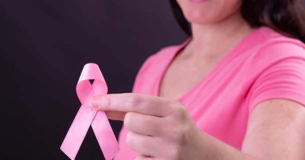 Animation Breast Cancer Awareness Text Πάνω Από Λευκή Γυναίκα Έννοια — Αρχείο Βίντεο