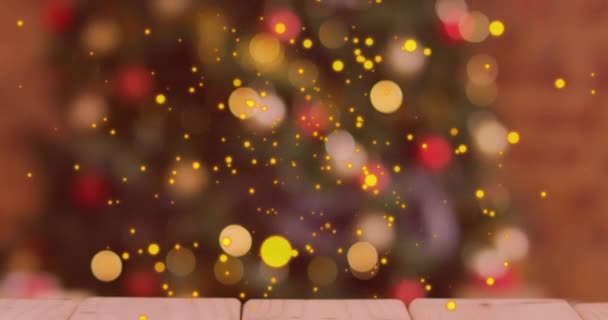 Animacja Bożonarodzeniowych Złotych Kropek Nad Zamazaną Choinką Tle Boże Narodzenie — Wideo stockowe