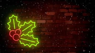 Kar yağarken yılbaşı süslerinin canlandırılması. Noel, kış, gelenek ve kutlama konsepti dijital olarak oluşturulmuş video.