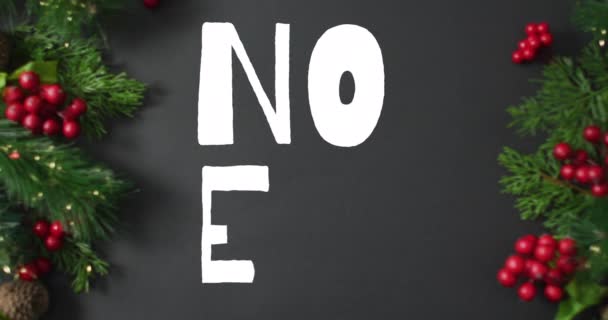 Animacja Tekstu Noel Nad Gałęziami Choinki Boże Narodzenie Tradycja Koncepcja — Wideo stockowe