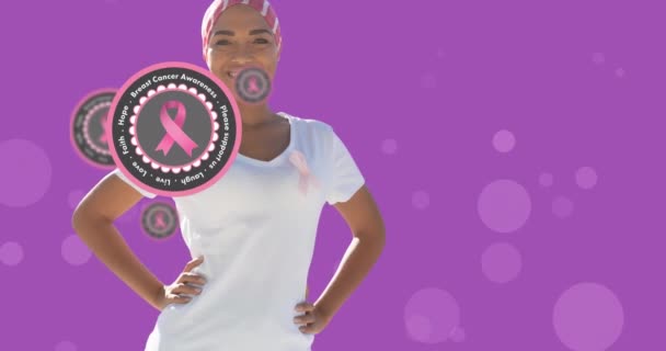在嘴笑的女人身上动画乳腺癌意识文字 乳腺癌认识运动概念数字化生成的视频 — 图库视频影像