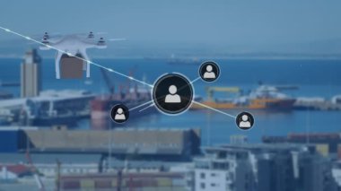 İHA taşıyan kutunun ve arka plandaki portun üzerindeki simgelerle bağlantı ağının animasyonu. küresel gönderim ve bağlantılar konsepti dijital olarak oluşturulmuş video.
