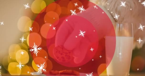 Animacja Wesołego Jasnego Tekstu Nad Padającym Śniegiem Święty Mikołaj Trzymający — Wideo stockowe