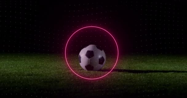 Animação Dados Processamento Scanner Néon Sobre Jogador Futebol Chutando Bola — Vídeo de Stock