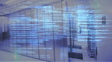 Bilgisayar sunucuları üzerinden veri işleme animasyonu. küresel teknoloji, bağlantılar ve veri işleme kavramı dijital olarak oluşturulmuş video.