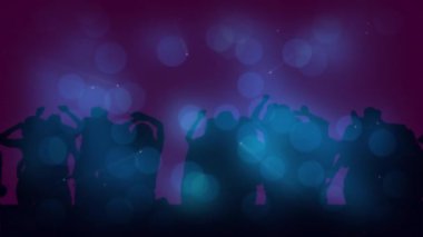 Dans eden kalabalığın üzerinde pembe arka planlı mavi ışık projeksiyonları. kutlama, parti, müzik ve olay konsepti dijital olarak oluşturulmuş video.