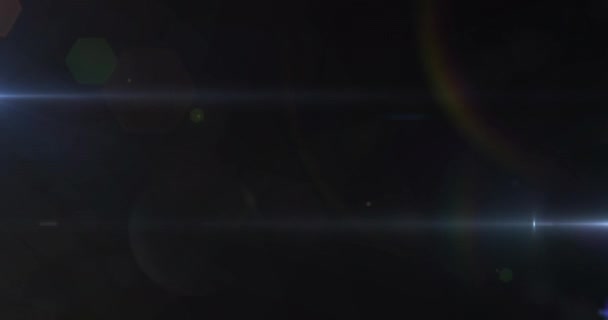 Анимация Прожектора Бликами Линз Световыми Маяками Движущимися Темном Фоне Движение — стоковое видео