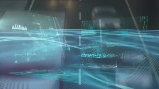 快速移动的公路交通屏幕上的数据处理动画 全球商业 数据处理和数字视讯接口概念 — 图库视频影像