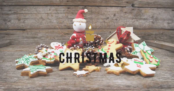Obrázek Veselého Vánočního Textu Nad Vánočními Sušenkami Vánoční Tradiční Slavnostní — Stock fotografie