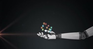 Koyu arkaplanda hareket eden ışık ile robot kolun üzerinde medya simgelerinin oluşturduğu bir ağ animasyonu. Elektrik mühendisliği teknolojisi, iletişim ve araştırma konsepti dijital olarak oluşturulmuş video.