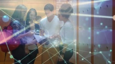 Öğrenciler üzerindeki bağlantı ağının animasyonu. küresel eğitim, eğitim ve bağlantılar dijital olarak oluşturulmuş video konsepti.