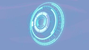 Mavi arka planda dönen güvenli kilit işleminin animasyonu. küresel iletişim ağı güvenliği ve dijital arayüz teknolojisi konsepti dijital olarak oluşturulmuş video.