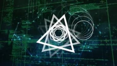 Bağlantıların ve veri işleme ağının üzerinde dönen geometrik şekillerin animasyonu. küresel bağlantılar ve veri işleme konsepti dijital olarak oluşturulmuş video.