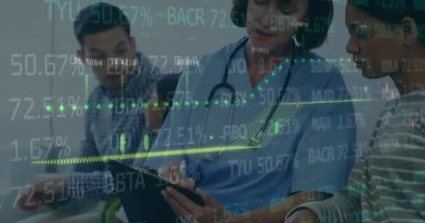 Animación Del Procesamiento Datos Financieros Sobre Pacientes Con Doctora Medicina — Vídeo de stock