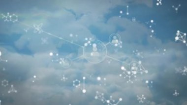 Moleküllerin ve gökyüzü üzerindeki bağlantı ağının animasyonu. küresel iletişim, veri işleme ve dijital arayüz kavramı, dijital olarak oluşturulmuş video.